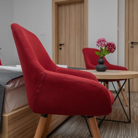 Maestro - Rooms & Restaurant Vukovar Bilik gambar