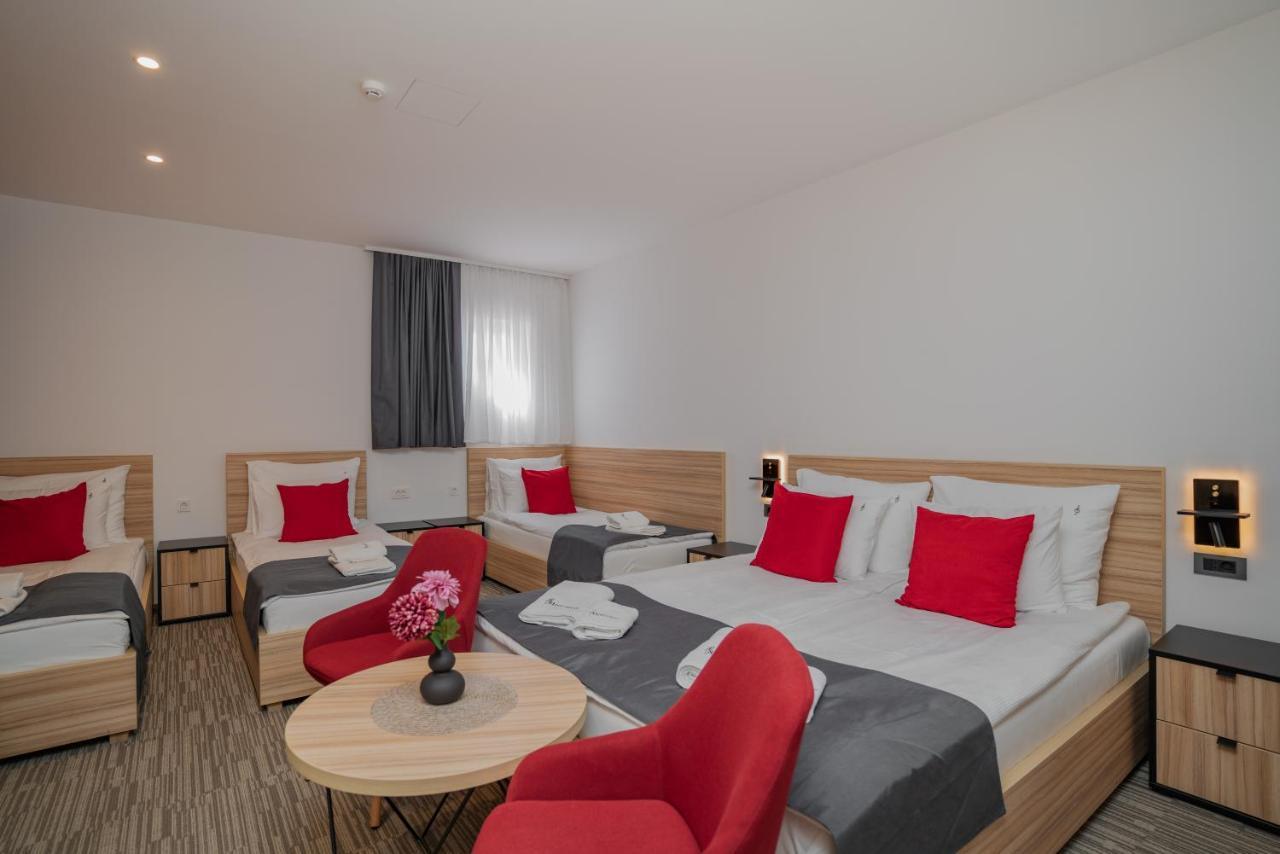 Maestro - Rooms & Restaurant Vukovar Luaran gambar