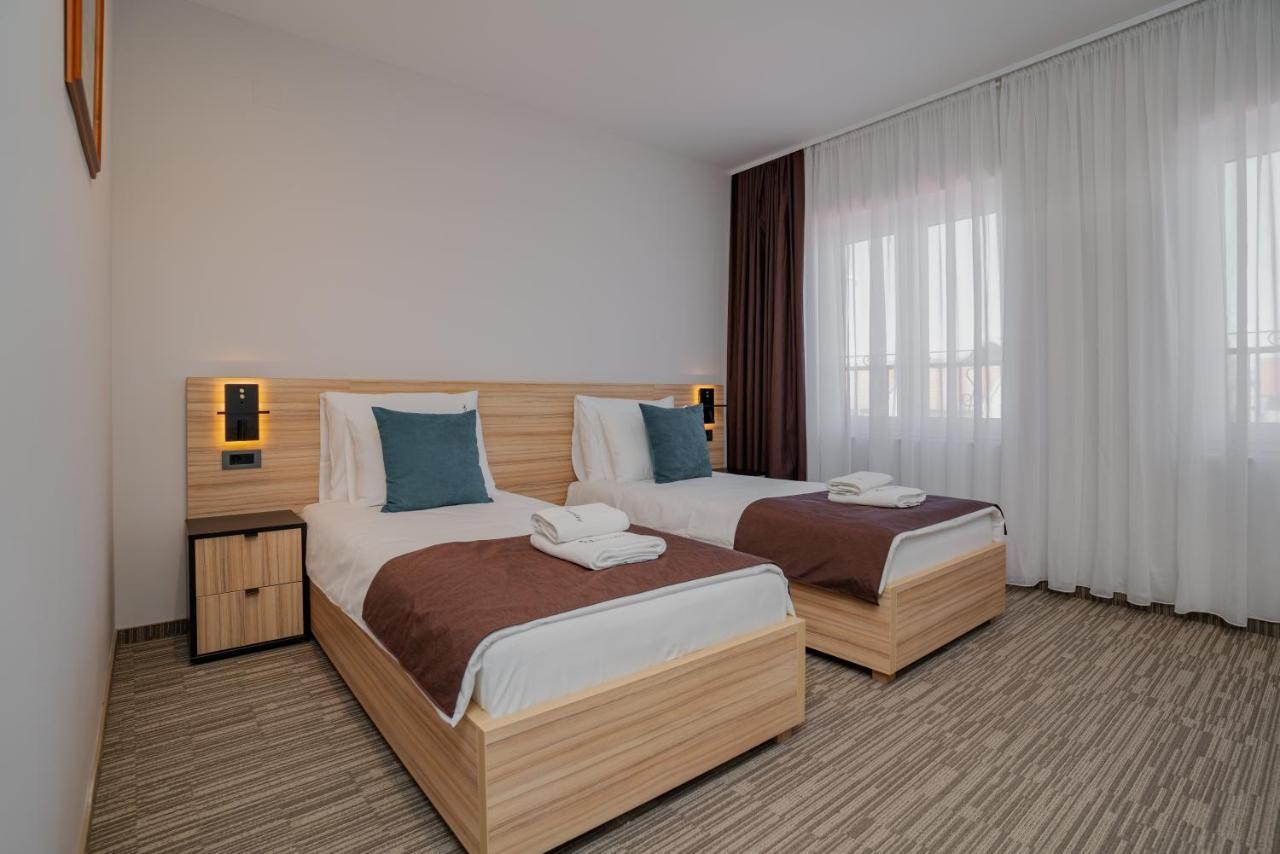 Maestro - Rooms & Restaurant Vukovar Luaran gambar