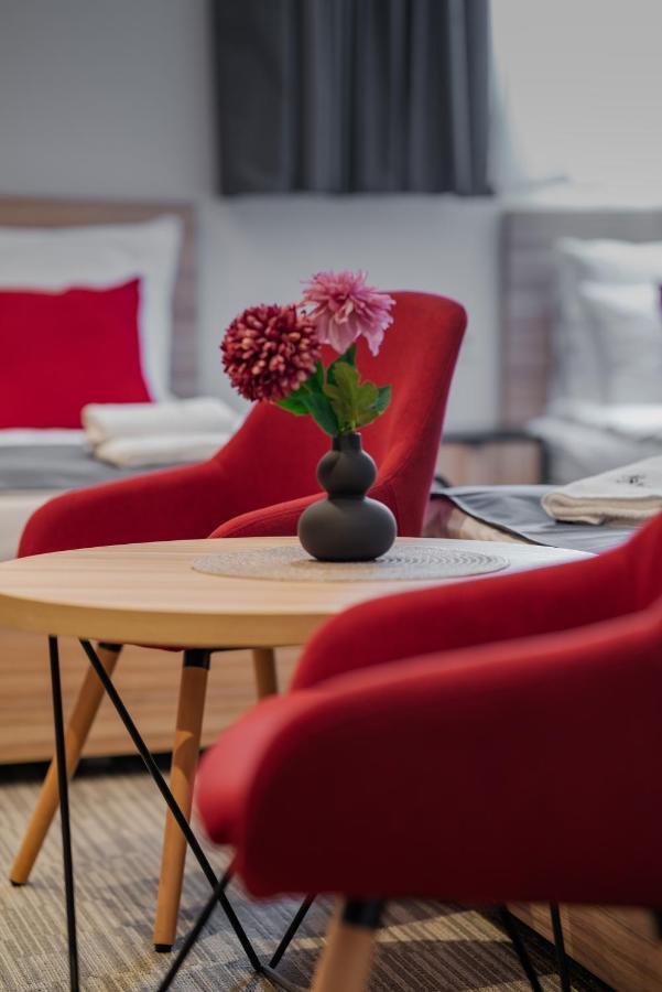 Maestro - Rooms & Restaurant Vukovar Luaran gambar